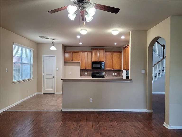 26319 Longview Creek Dr — Photo 4