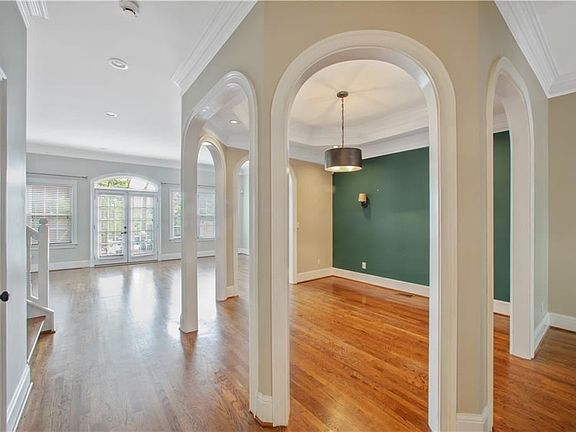 4th image of 2500 Brookhaven Heights Ct