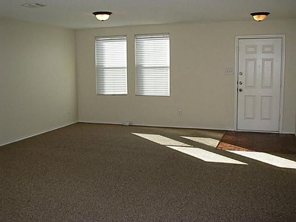 2nd image of 1324 Scenic Hills Dr