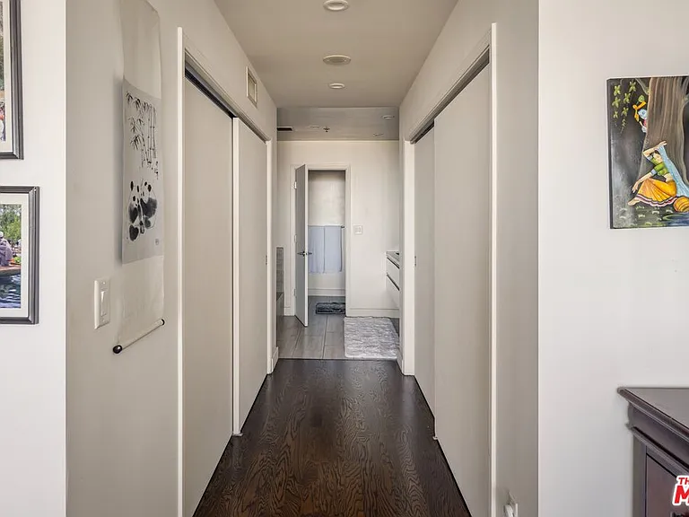 10724 Wilshire Blvd #712 — Photo 21