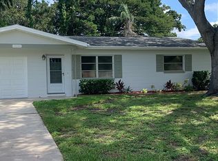 10909 117th Ave, Seminole, FL 33778