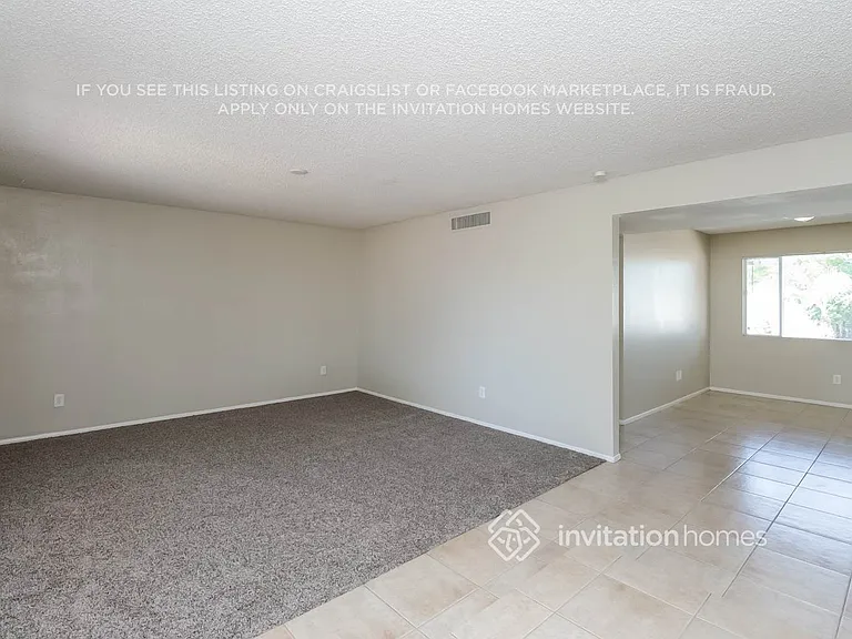 12042 N 28th Pl — Photo 3