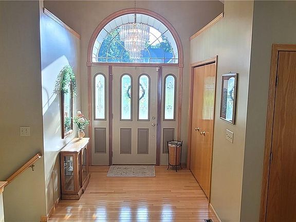 2nd image of 1346 Bridget Ln