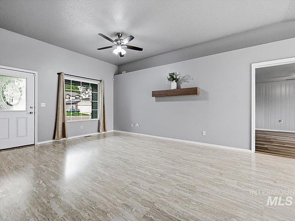 4th image of 2803 Bristol Ave