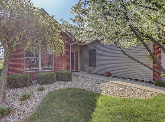 3rd image of 1617A Patton Dr #A