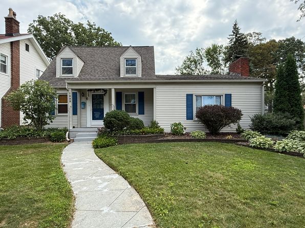 1223 Longfellow Ave