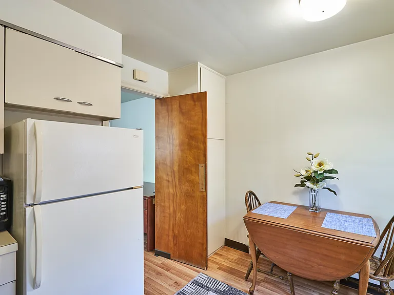 853 Hartford Ave #3 — Photo 6