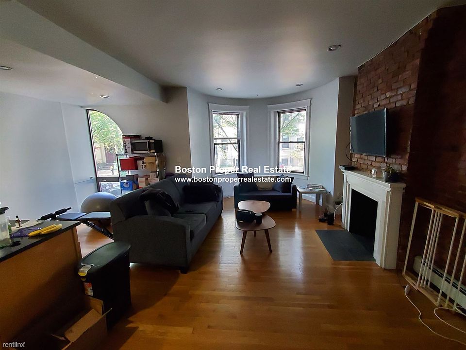 6-12 Blackwood St. #122 Boston - Back Bay Unit Photo 1 (2)