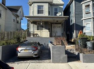 125 W 3rd St FLOOR 2, Bayonne, NJ 07002