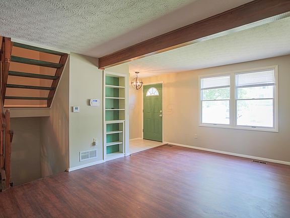 3rd image of 4521 Christina Ln