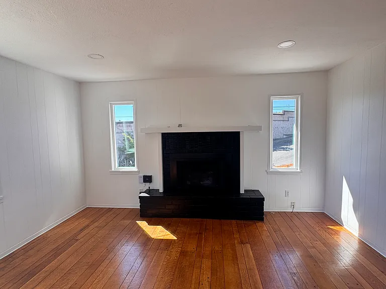 1534 Mariposa St #1534 — Photo 47
