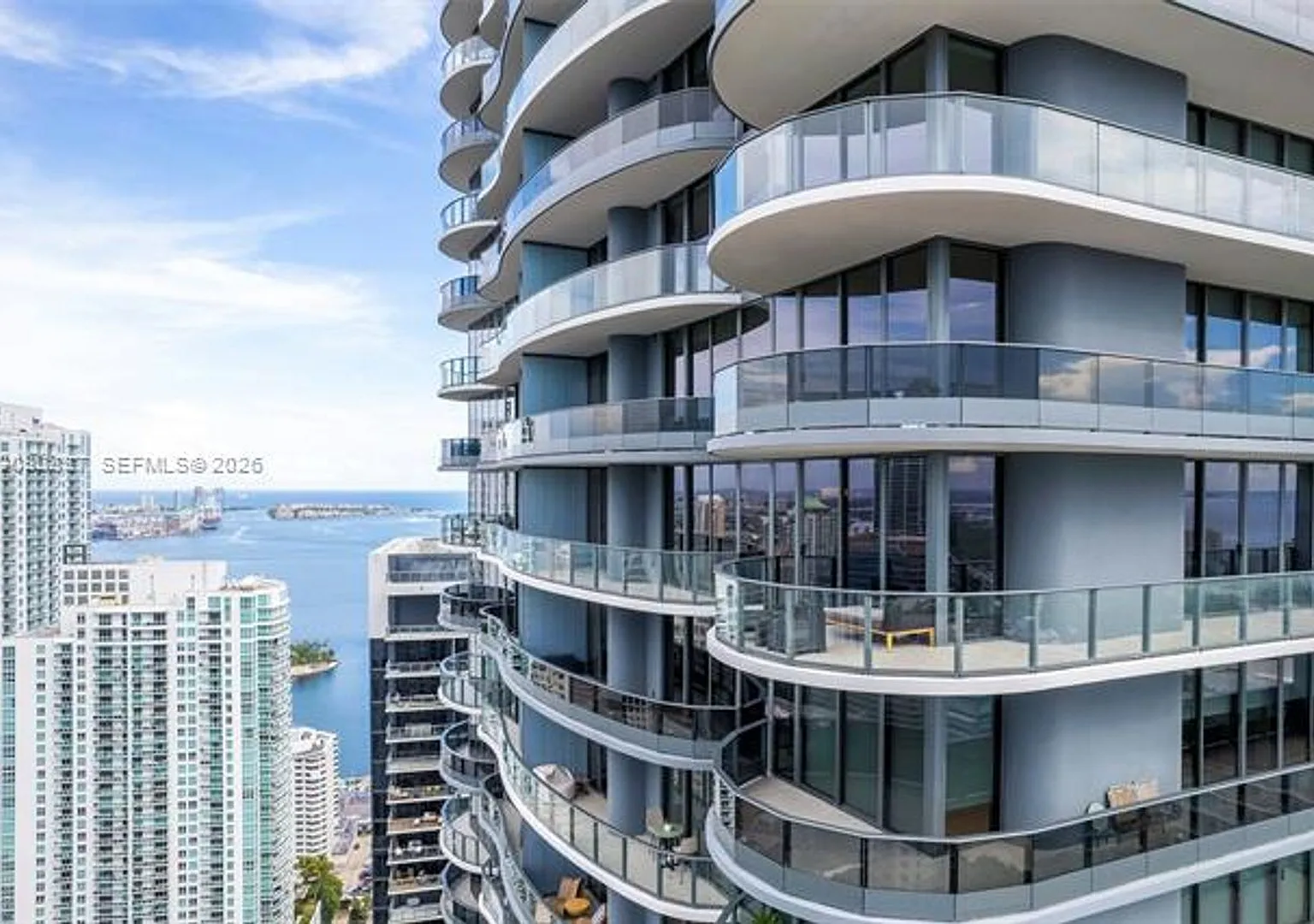 1000 Brickell Plz cu-PH5307, Miami, FL 33131 — Photo 4
