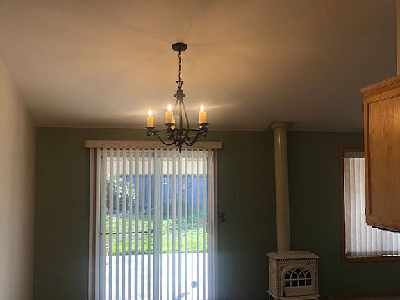 3rd image of 1940 Heartwood Dr