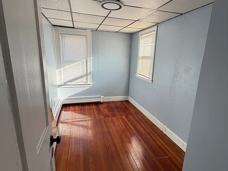 13 Abbott St #1 — Photo 3