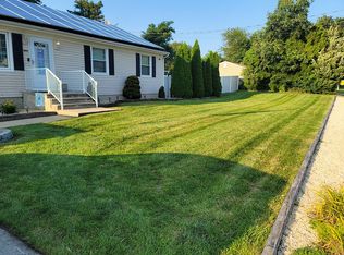 1401 Commonwealth Blvd, Toms River, NJ