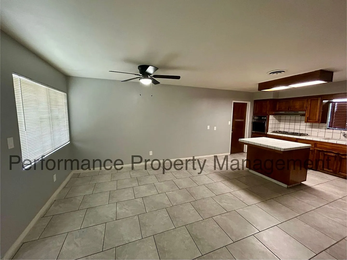 3 Bed/2 Bath SE Bakersfield Home w/ RBP & $0 Deposit Option — Photo 3