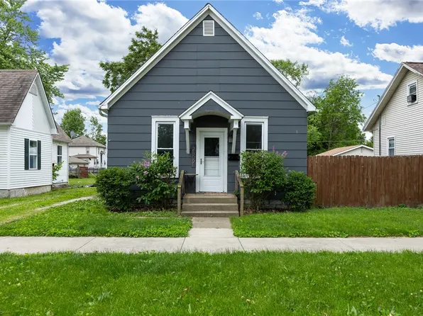 2809 Champaign Ave, Mattoon, IL 61938