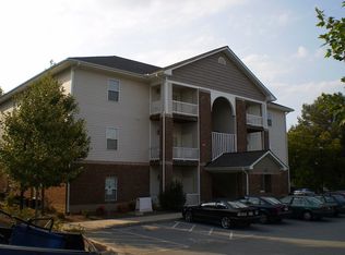 522 S Aycock St APT 1D, Greensboro, NC 27403