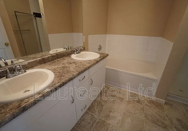 6510 Silver Mesa Dr #E — Photo 10