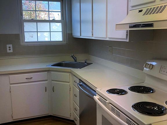 5th image of 2905 Willston Pl #103