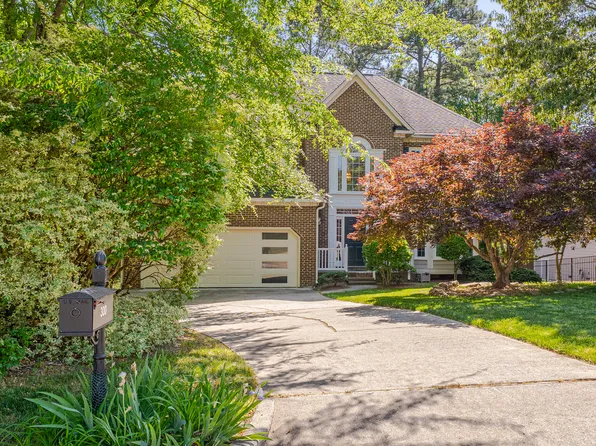 300 Creek Park Dr, Cary, NC 27513