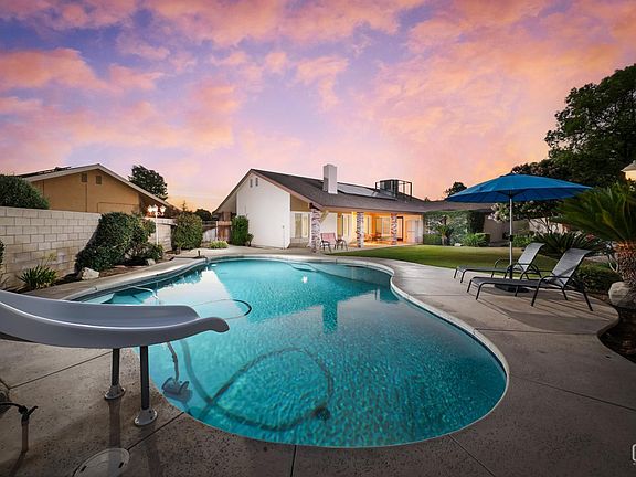 2nd image of 9401 Valley Oak Ct