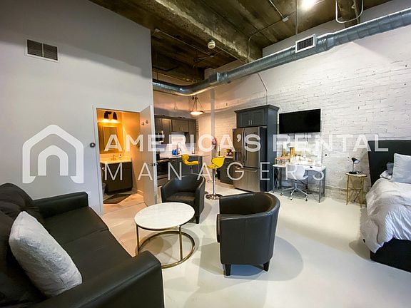 3rd image of 2329 1st Ave N APT 102