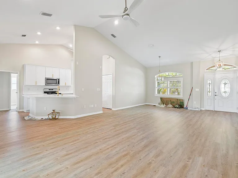 24 Lakecliff Dr — Photo 18