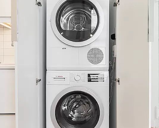 4th image of 250 Mulberry St APT 2
