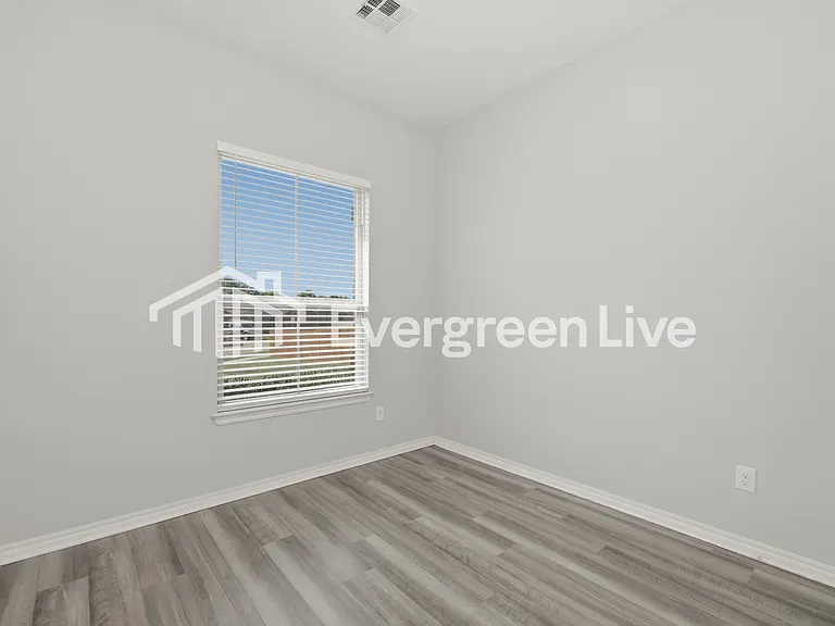 14013 Babbling Brook Dr — Photo 12