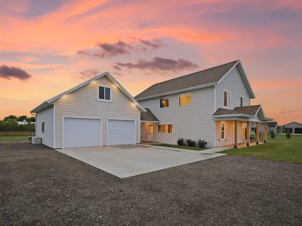 1144 Park St, Lake Norden, SD 57248