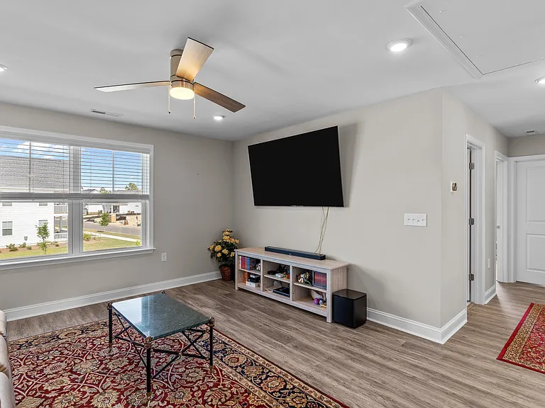 Upstairs TV/Game Room