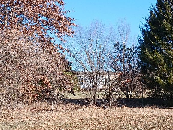 3rd image of 7240 SE Us Highway 40