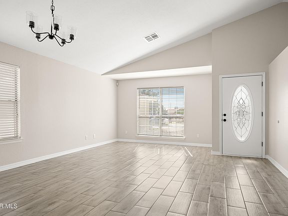 4th image of 3576 Eagle Crest Pl