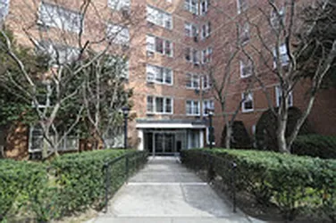 679 West 239th Street in Riverdale