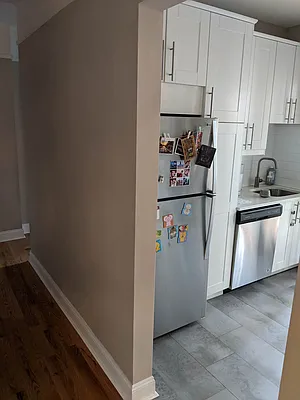 Rented by eRealty Advisors Inc | media 15