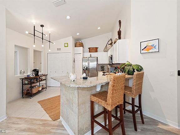 4th image of 9661 Hemingway Ln APT 3202