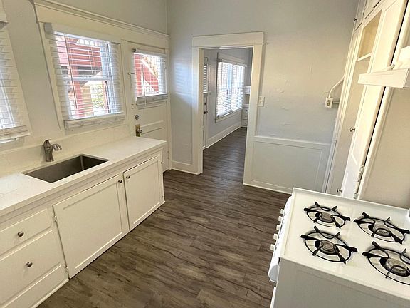 3rd image of 1744 E 2nd St #7