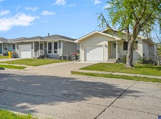 5430 W Cleveland Ave, Lincoln, NE 68524