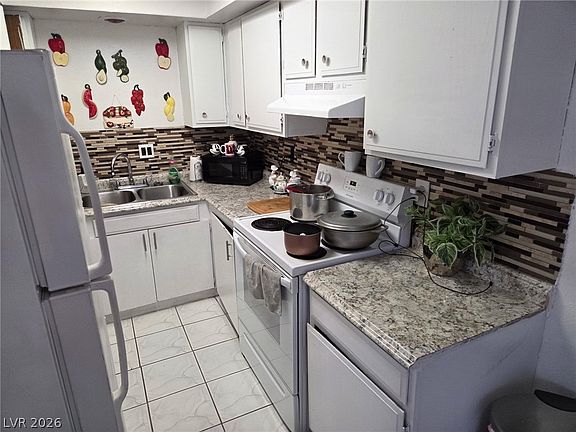 4th image of 2721 Eldora Cir