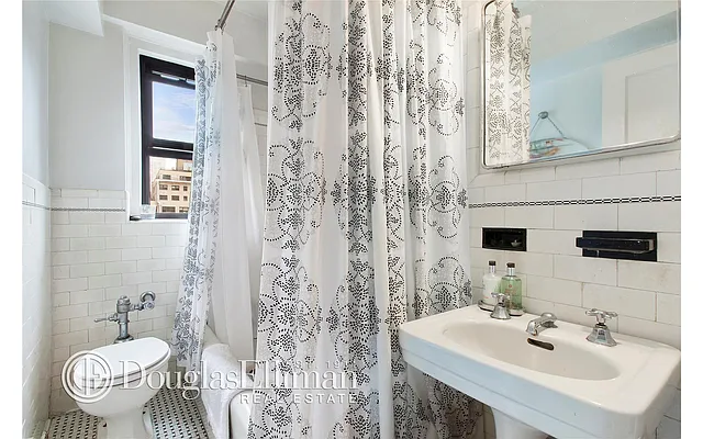 Sold by Douglas Elliman | media 12