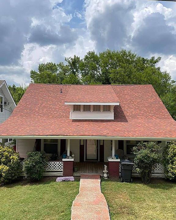 1st image of 227 Lynnwood Dr