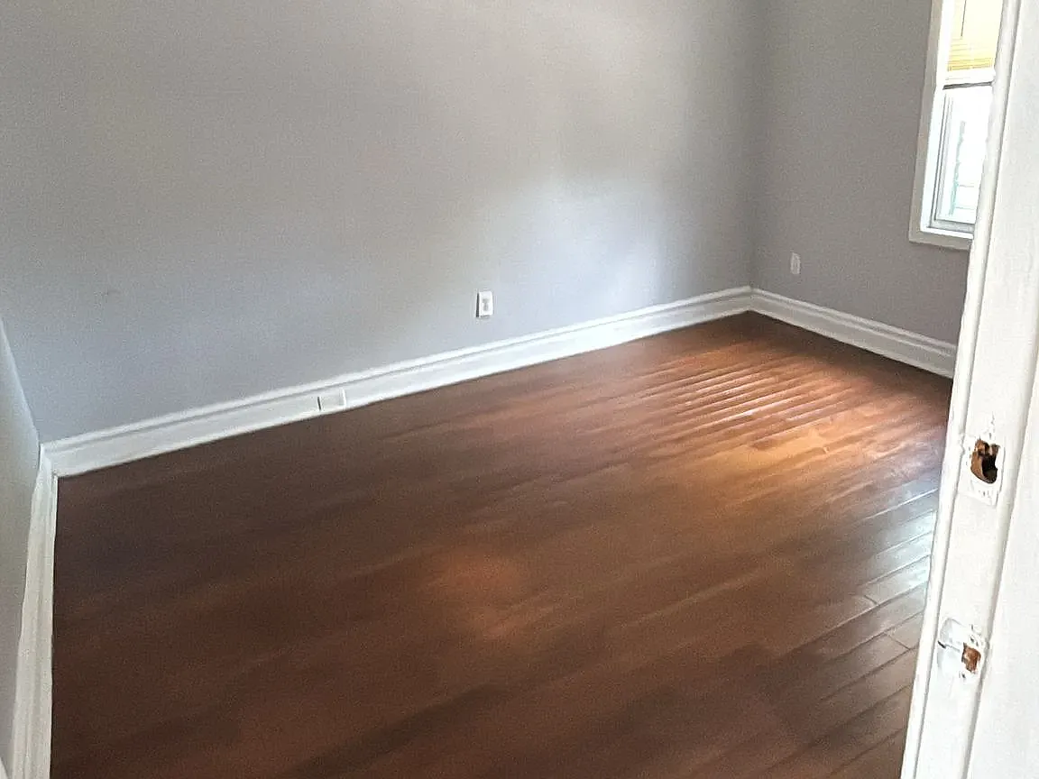 57 Fabyan Pl #1R — photo 5 of 6