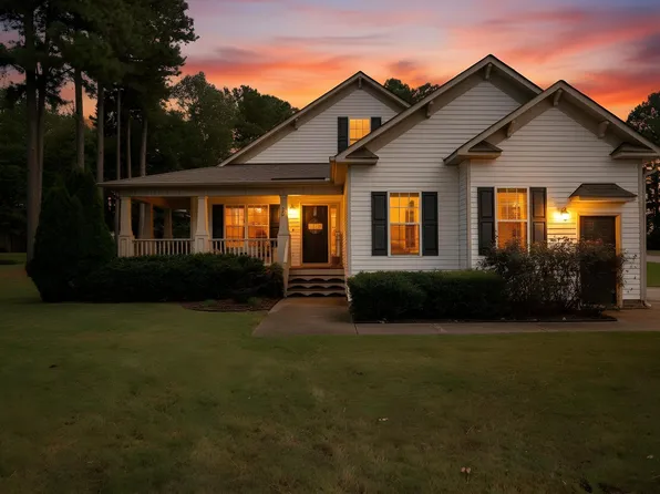 20 Pine Nut Ln, Smithfield, NC 27577