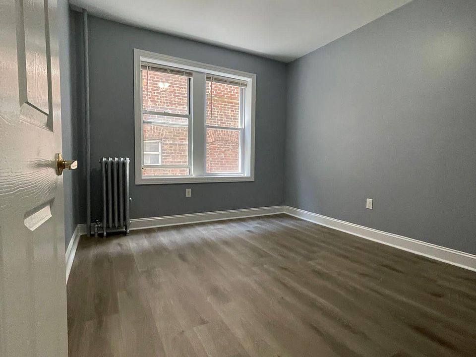 2nd image of 729 Avenue A APT 5