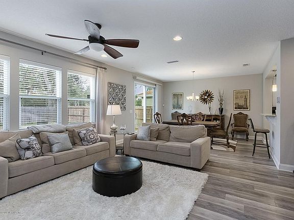 5th image of 9514 Abby Glen Cir
