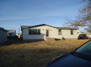 326 W 13th St, Imperial, NE 69033