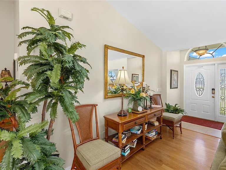 2305 SW 19th Pl — Photo 22