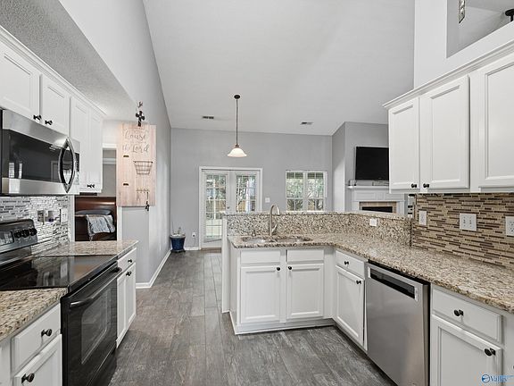 4th image of 7022 Lynnfield Dr SE