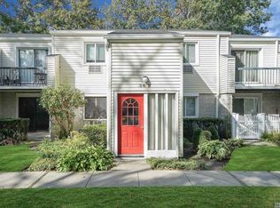 36 Richmond Blvd UNIT 1B, Ronkonkoma, NY 11779